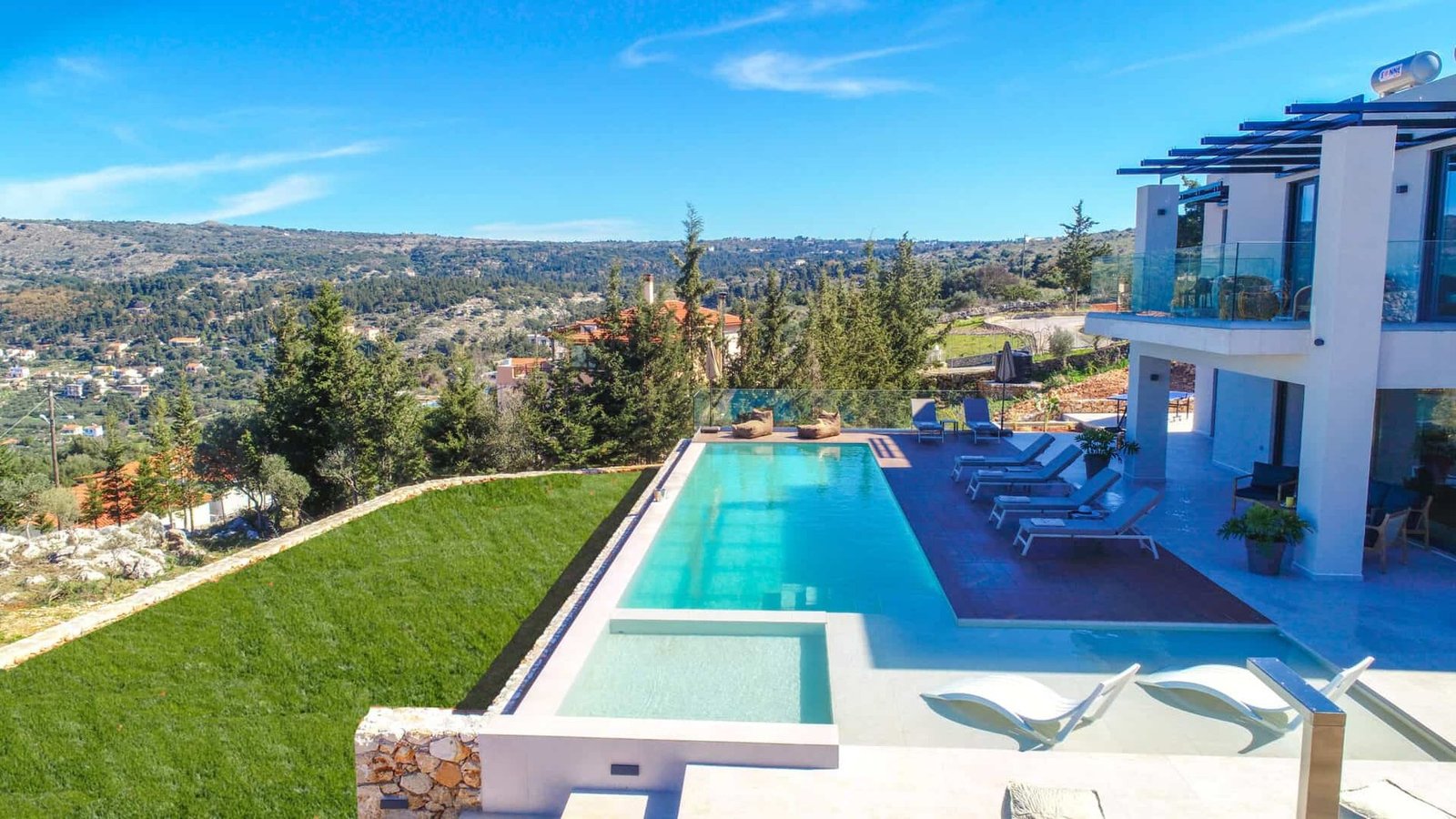 Luxurious Seaside Escape: Villa In Vamos With Panoramic Sea Views , Chania, Crete Villa in Chania, Region of Crete, Greece 1 - 16380287