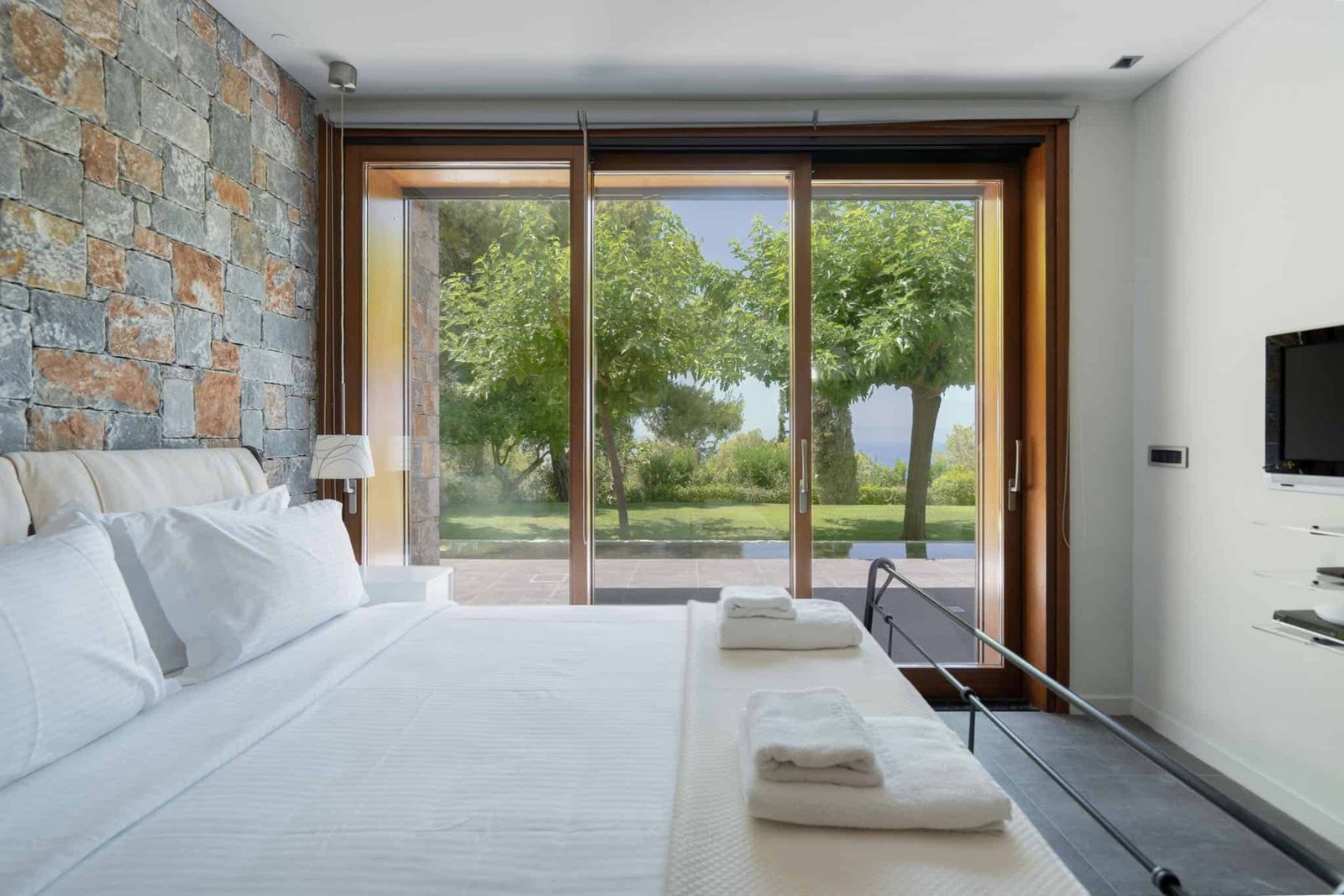 Luxury Villa – A Masterpiece Of Elegance With Panoramic Views, Chania, Crete Island Villa in Chania, Region of Crete, Greece 1 - 16380350