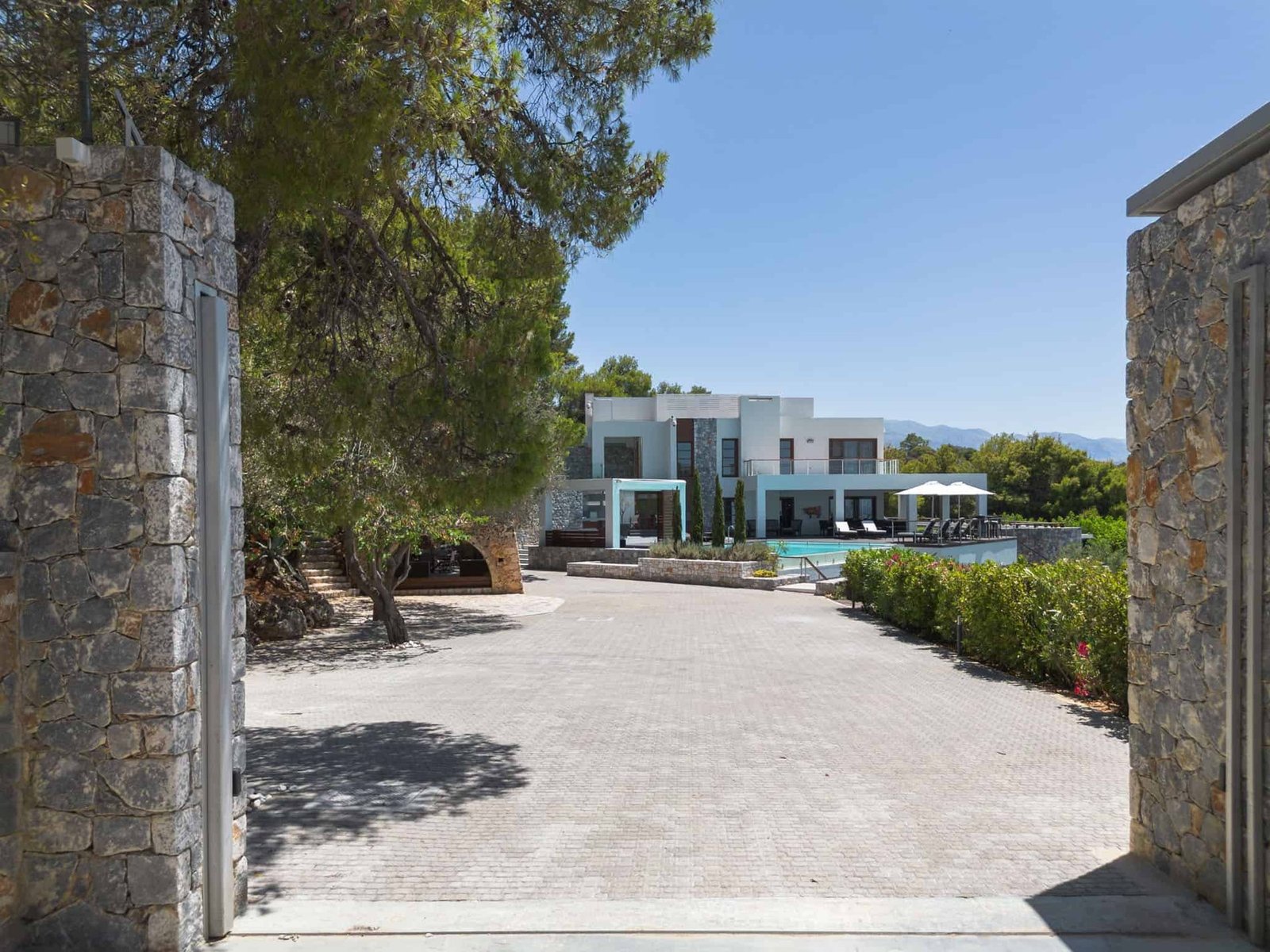 Luxury Villa – A Masterpiece Of Elegance With Panoramic Views, Chania, Crete Island Villa in Chania, Region of Crete, Greece 1 - 16380350