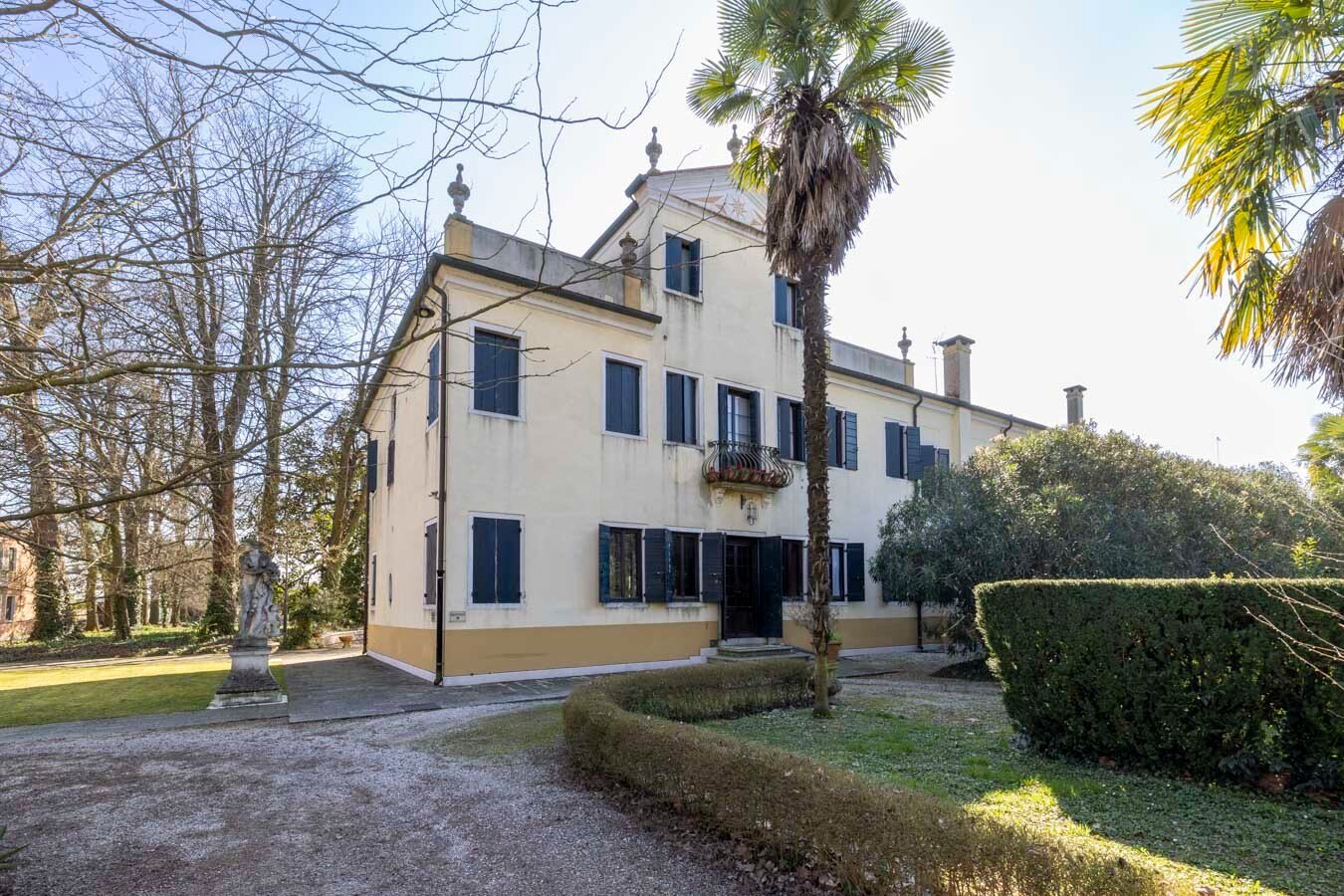 18 Century Venetian Villa On The Riviera Del Brenta Villa in Dolo, Veneto, Italy 1 - 15427893