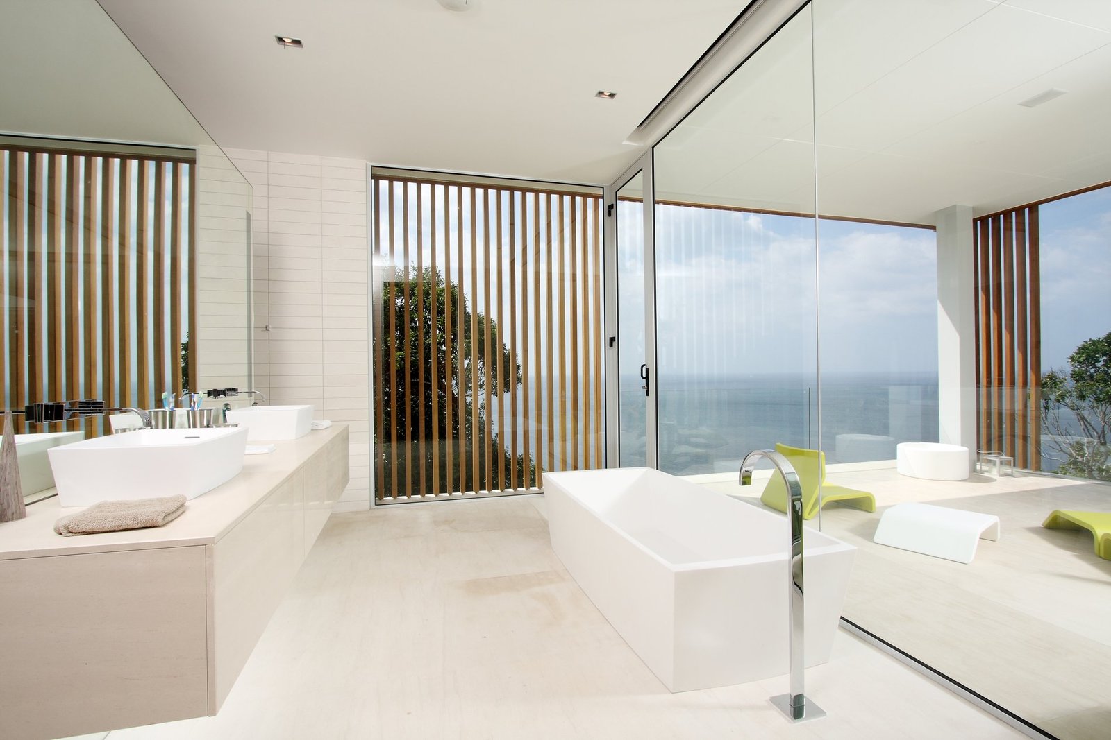 Villa Mayavee Phuket, The Apogee Of Modern Phuket Oceanfront Villa Design. Villa in Kamala, Phuket, Thailand 1 - 13437651