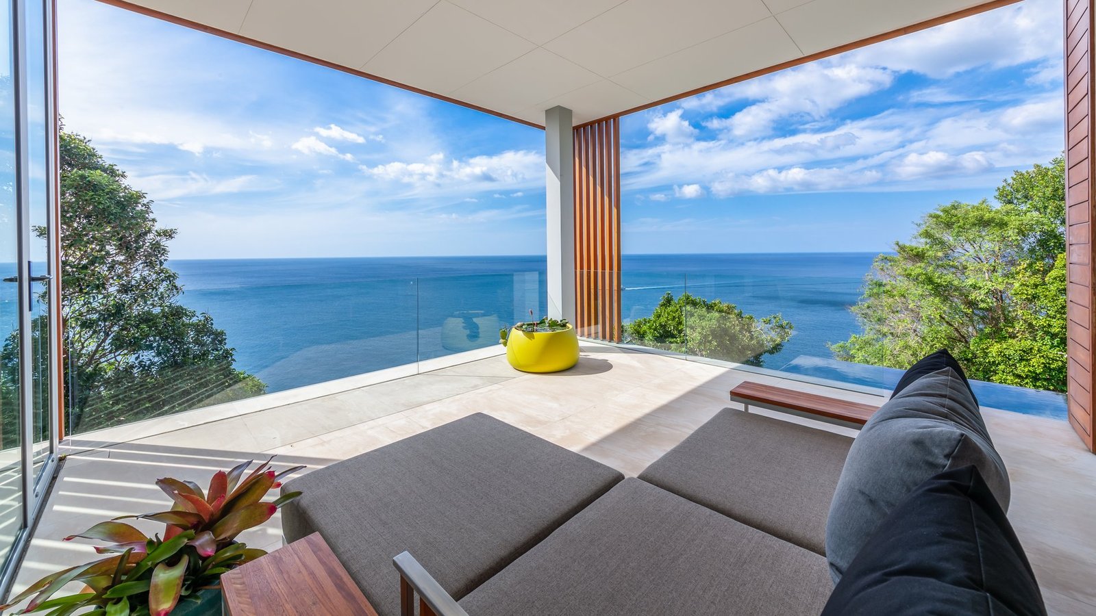 Villa Mayavee Phuket, The Apogee Of Modern Phuket Oceanfront Villa Design. Villa in Kamala, Phuket, Thailand 1 - 13437651