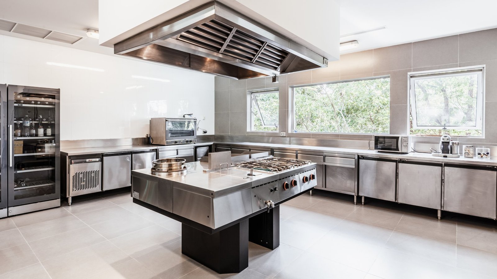 Villa Mayavee Phuket, The Apogee Of Modern Phuket Oceanfront Villa Design. Villa in Kamala, Phuket, Thailand 1 - 13437651