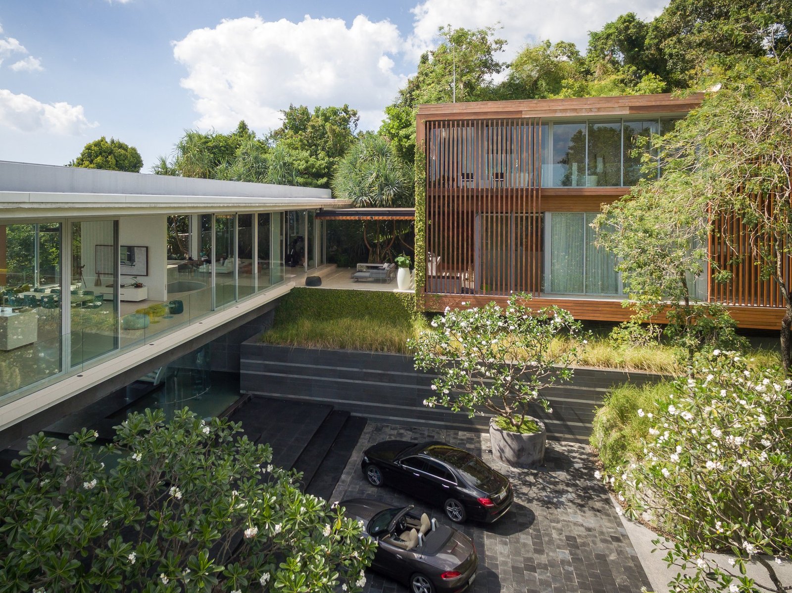 Villa Mayavee Phuket, The Apogee Of Modern Phuket Oceanfront Villa Design. Villa in Kamala, Phuket, Thailand 1 - 13437651