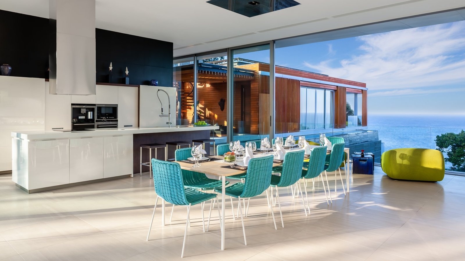 Villa Mayavee Phuket, The Apogee Of Modern Phuket Oceanfront Villa Design. Villa in Kamala, Phuket, Thailand 1 - 13437651