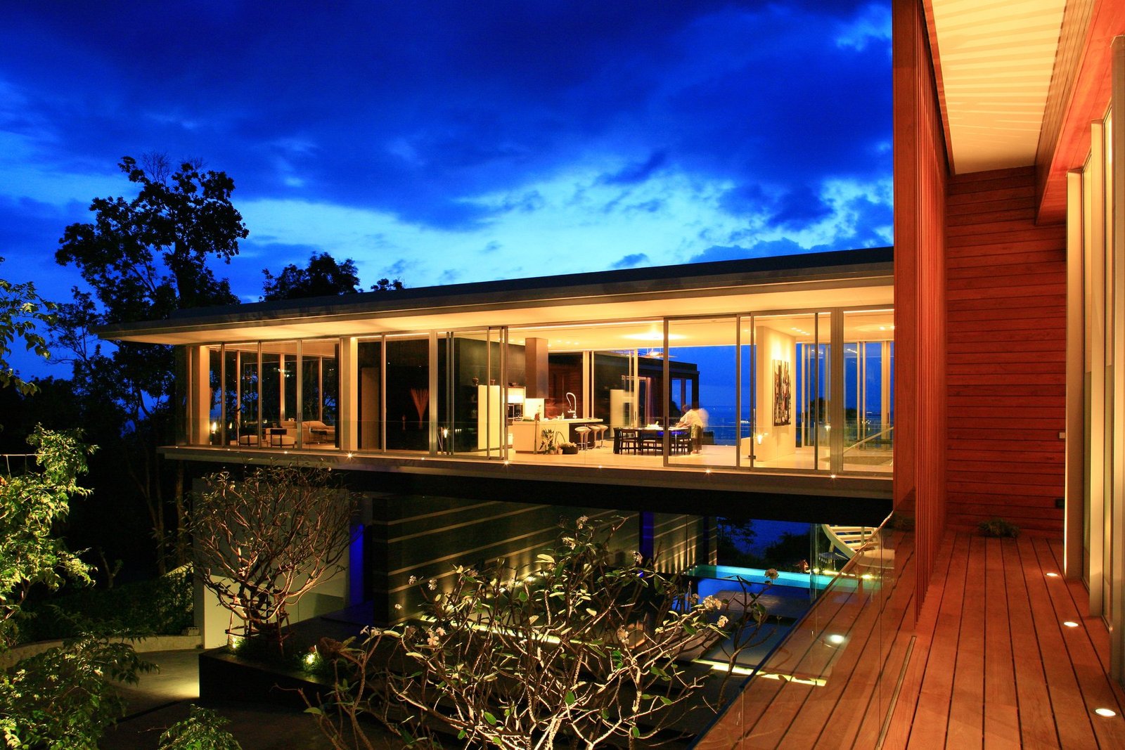 Villa Mayavee Phuket, The Apogee Of Modern Phuket Oceanfront Villa Design. Villa in Kamala, Phuket, Thailand 1 - 13437651