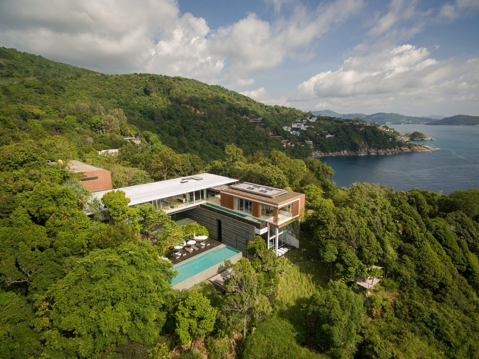 Villa Mayavee Phuket, The Apogee Of Modern Phuket Oceanfront Villa Design. Villa in Kamala, Phuket, Thailand 1 - 13437651