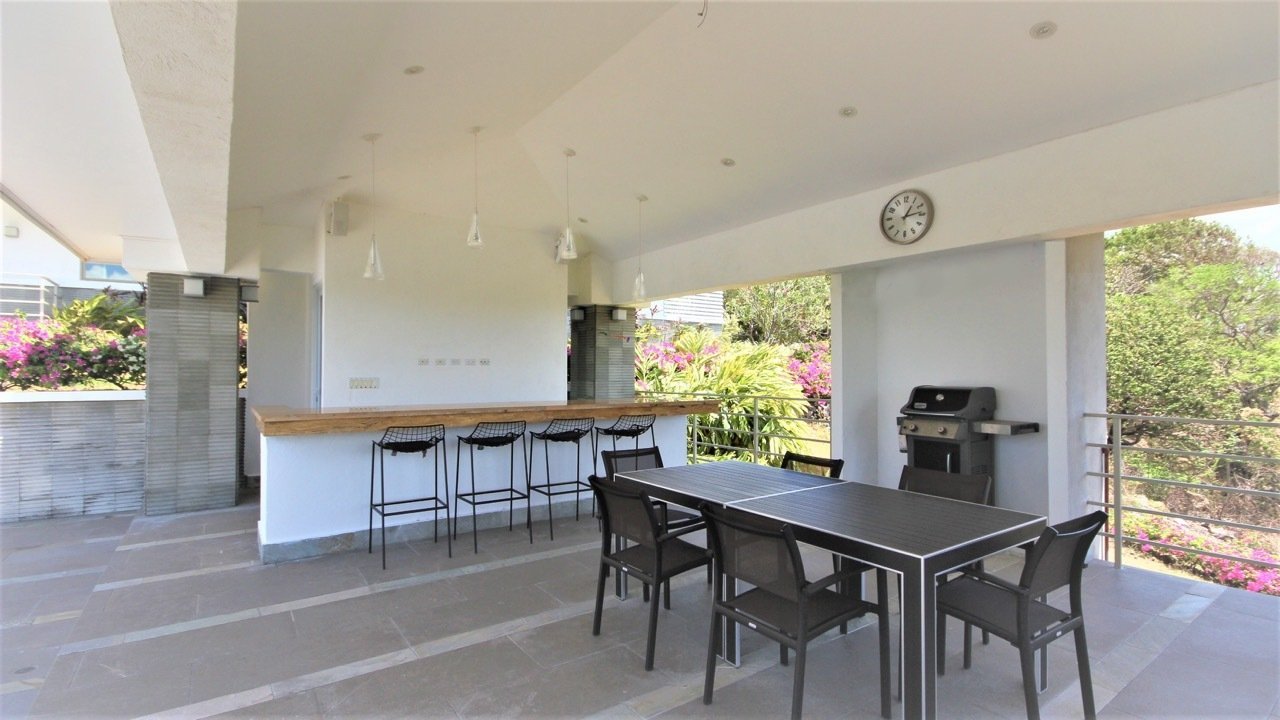 Luxury Mountain Villa With Swimming Pool And Ocean Views Villa in Los Pozos, Herrera Province, Panama 1 - 10717403