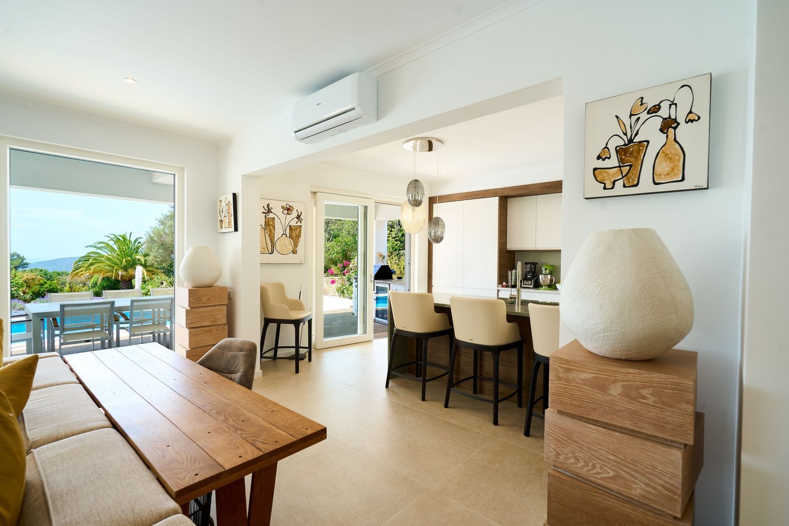 Modern Villa With Panoramic Views In Loulé Villa in Loule (Sao Clemente), Algarve, Portugal 1 - 15796282