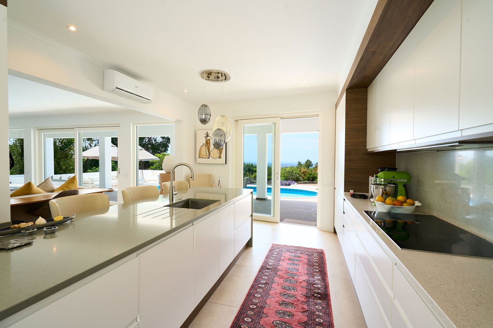 Modern Villa With Panoramic Views In Loulé Villa in Loule (Sao Clemente), Algarve, Portugal 1 - 15796282