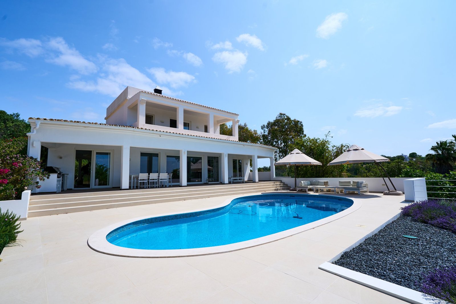 Modern Villa With Panoramic Views In Loulé Villa in Loule (Sao Clemente), Algarve, Portugal 1 - 15796282