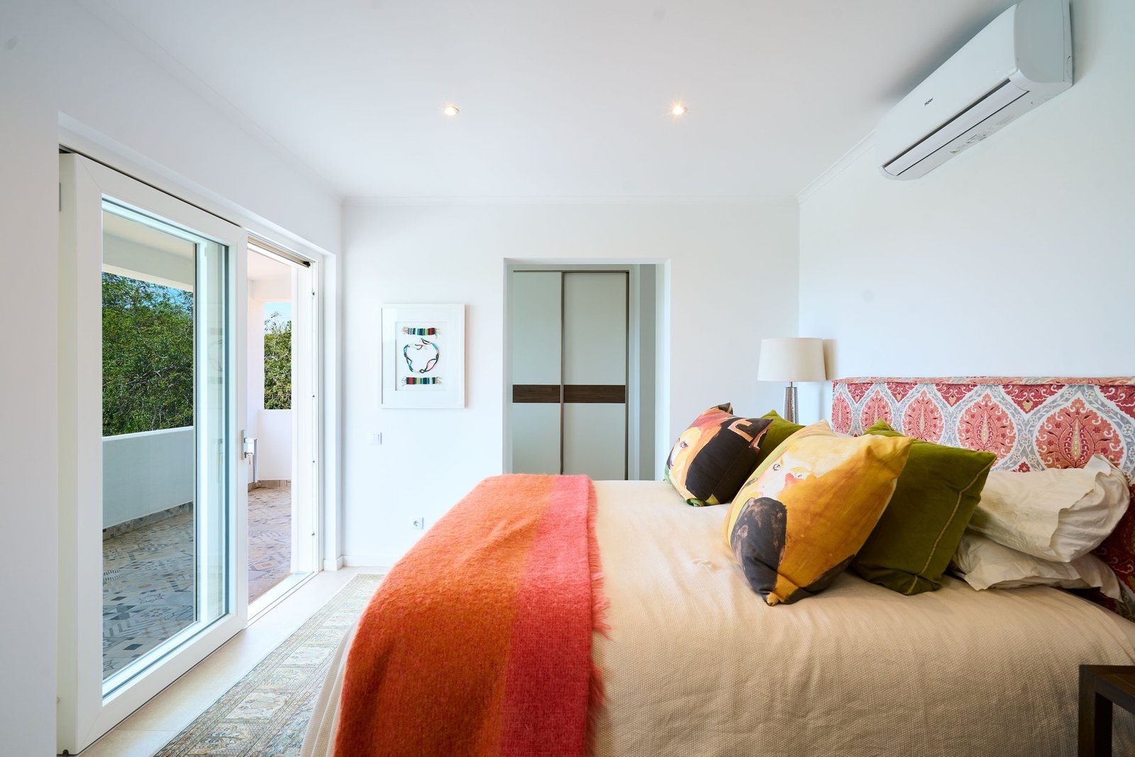 Modern Villa With Panoramic Views In Loulé Villa in Loule (Sao Clemente), Algarve, Portugal 1 - 15796282