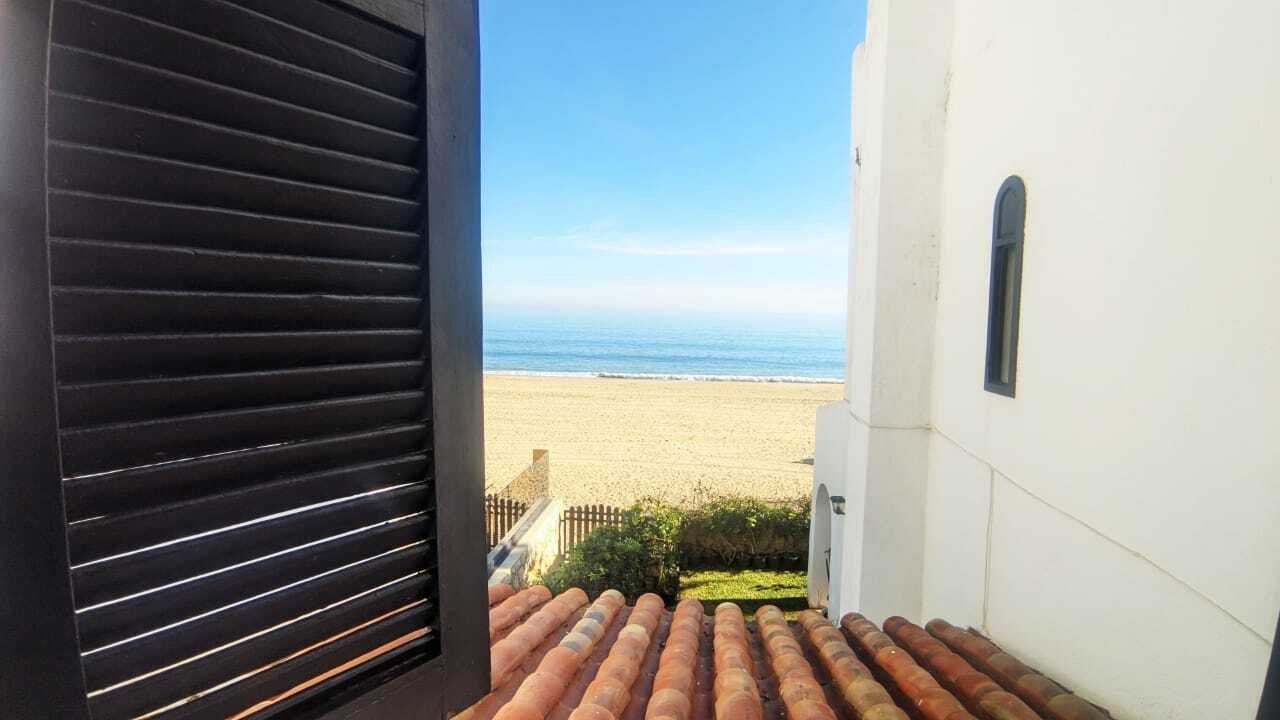 A Stunning Waterfront Villa With A Private Garden. Villa in M'diq, Tangier-Tétouan-Al Hoceima, Morocco 1 - 15069486