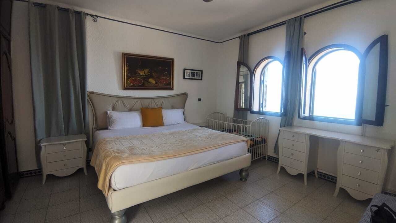 A Stunning Waterfront Villa With A Private Garden. Villa in M'diq, Tangier-Tétouan-Al Hoceima, Morocco 1 - 15069486