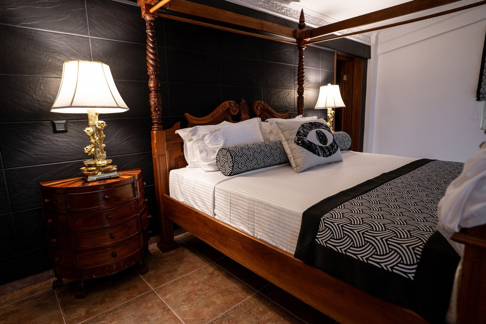 Timeless Elegance In Thymari – Artistic Villa Between Sounio And The Athens Riviera Villa in Palea Fokea Municipal Unit, Attica, Greece 1 - 16363742