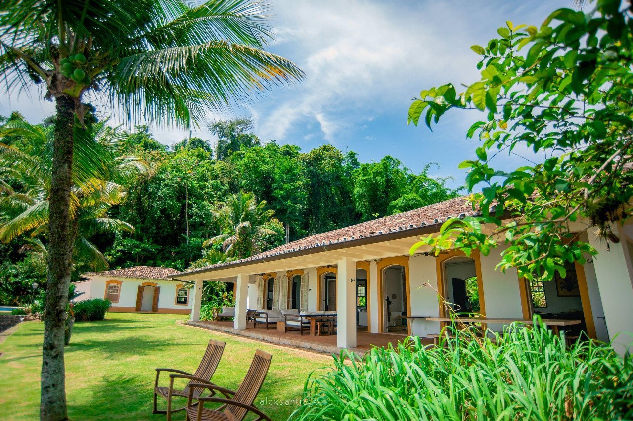 Spectacular 5 Bed Oceanfront Property For Sale In Rio De Janeiro Villa in Paraty, State of Rio de Janeiro, Brazil 1 - 12587790