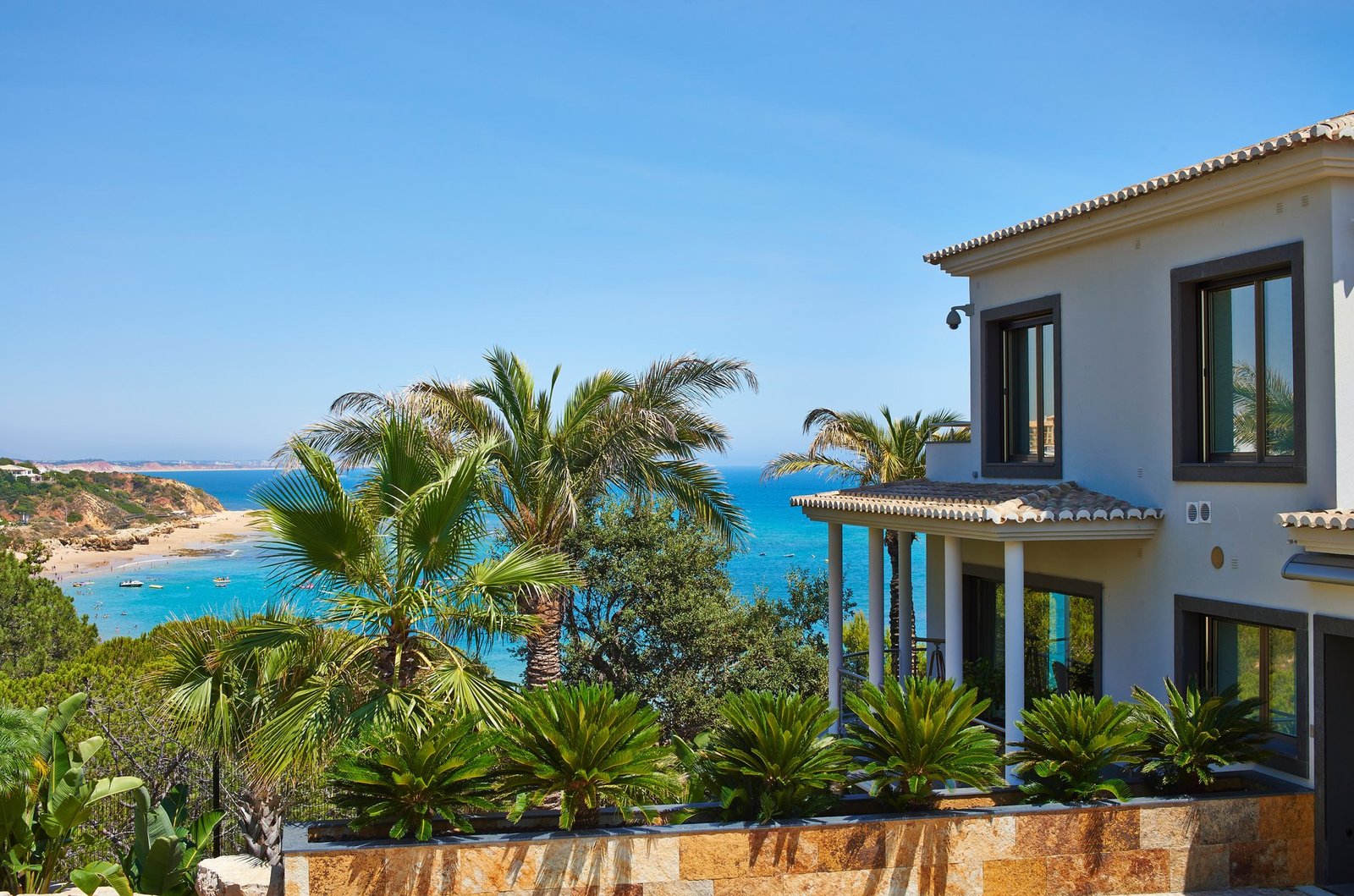 Modern Villa With Ocean View In Algarve Villa in Praia dos Pescadores, Olhos de Agua, Portugal 1 - 13526963