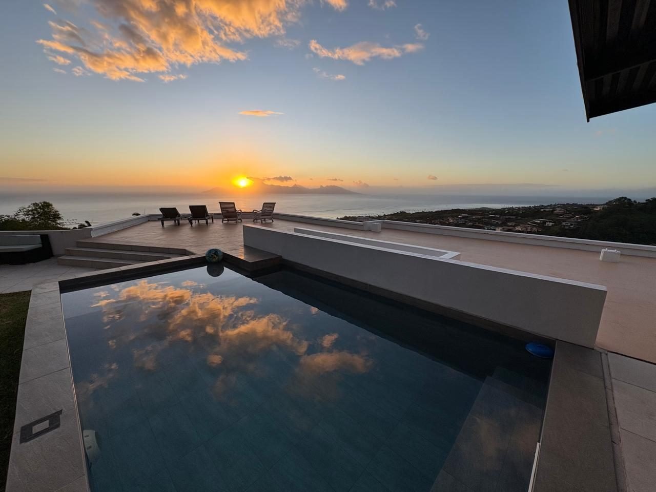 Villa in Puna'auia, Windward Islands, French Polynesia 1 - 16129046