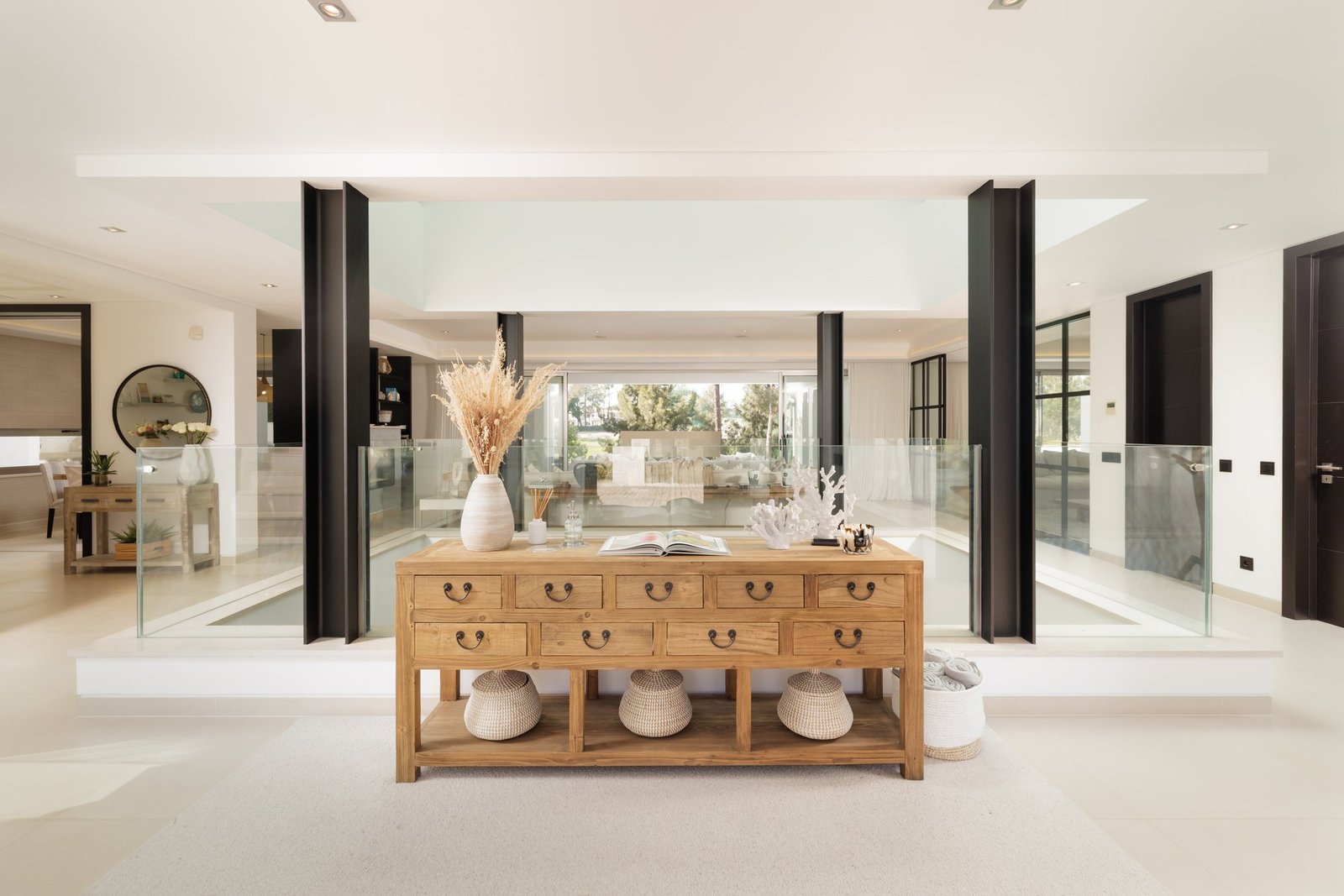 Luxury Living In Quinta Do Lago Villa in Quinta do Lago, Almancil, Portugal 1 - 16091125