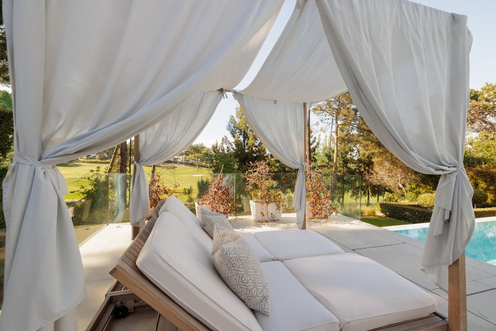 Luxury Living In Quinta Do Lago Villa in Quinta do Lago, Almancil, Portugal 1 - 16091125