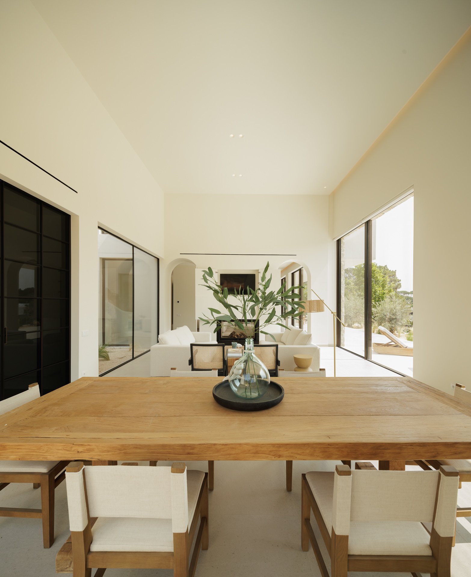 Exquisite Villa In Quinta Do Lago Villa in Quinta do Lago, Almancil, Portugal 1 - 16091147