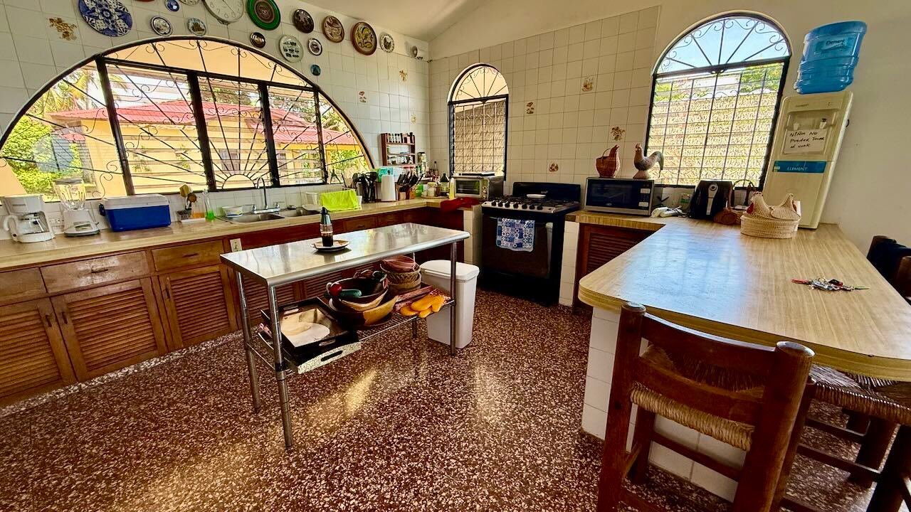 Beachfront Oasis: A Luxurious Coastal Retreat Villa in Rio Hato, Coclé Province, Panama 1 - 15370290