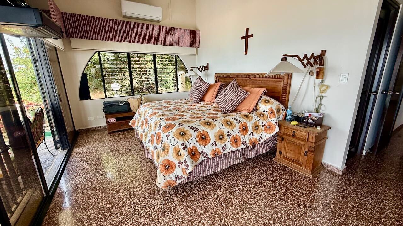 Beachfront Oasis: A Luxurious Coastal Retreat Villa in Rio Hato, Coclé Province, Panama 1 - 15370290