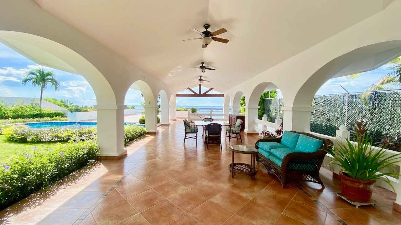 Vista Mar Golf Residence Ocean Front Villa Villa in San Carlos District, Panama, Panama 1 - 13376419