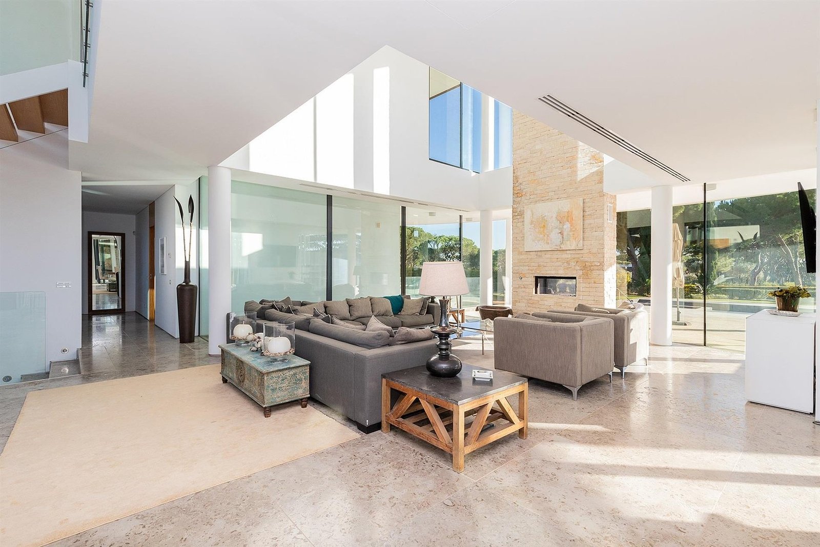 Exclusive Villa In Gated Community In Vilamoura Villa in Vilamoura, Quarteira, Algarve 1 - 16129328