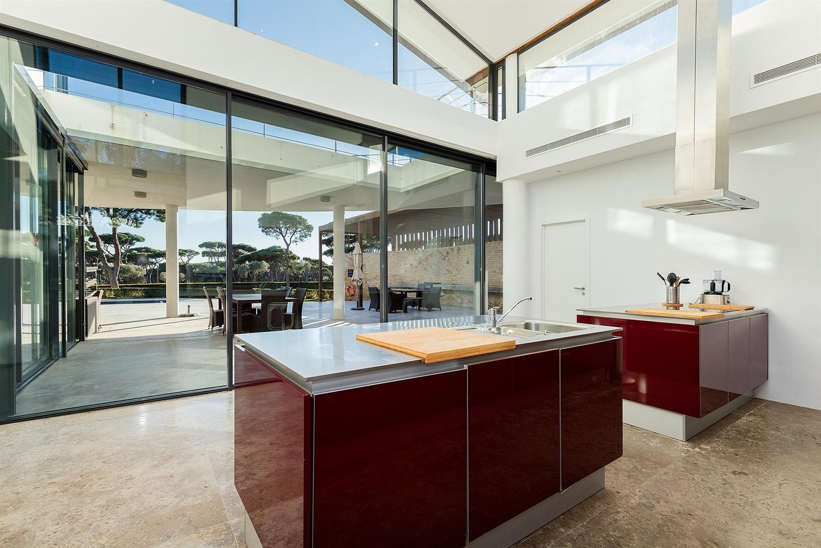 Exclusive Villa In Gated Community In Vilamoura Villa in Vilamoura, Quarteira, Algarve 1 - 16129328