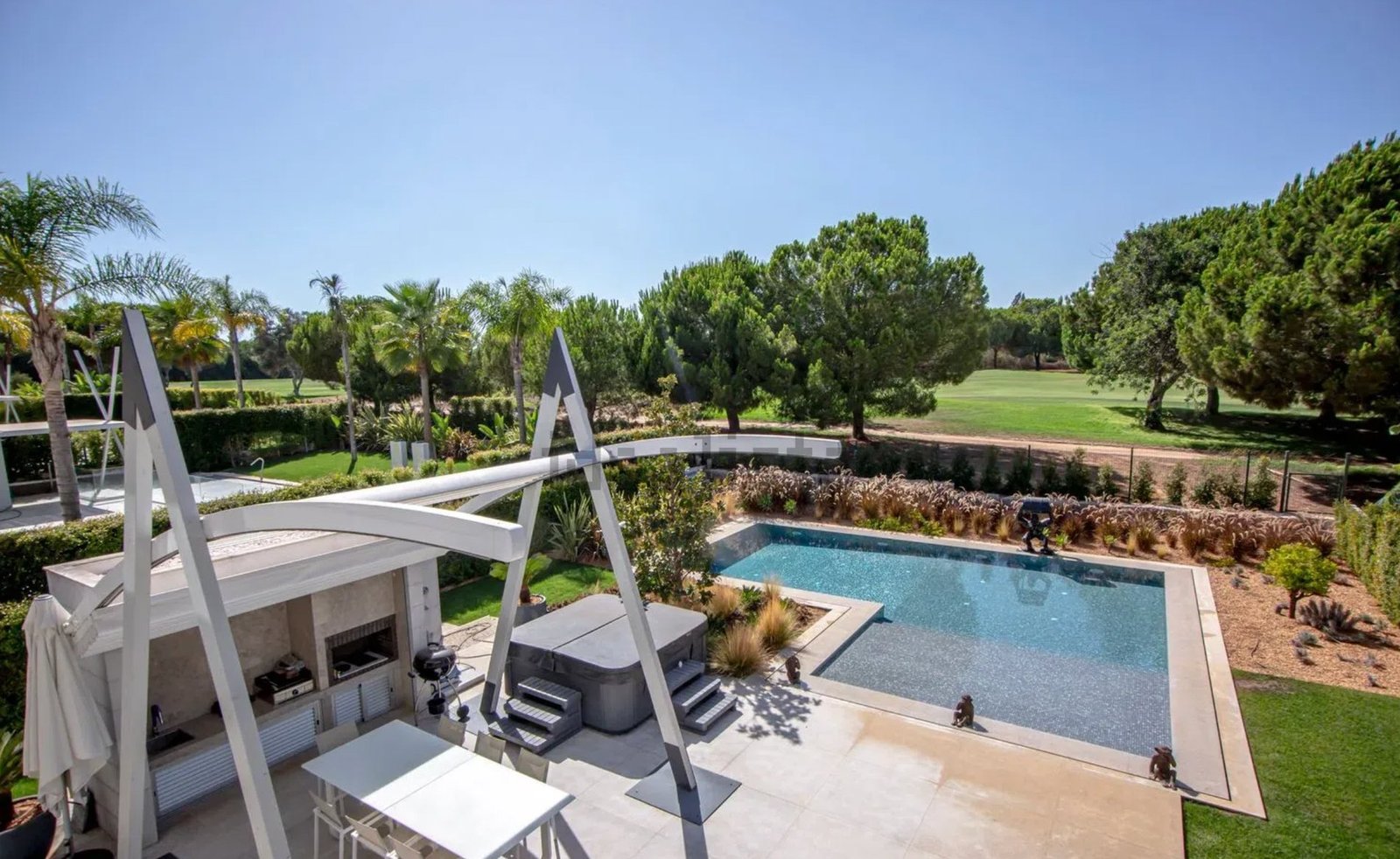 Modern Luxury Villa Overlooking The Golf Course Villa in Vilamoura, Quarteira, Algarve 1 - 16170455