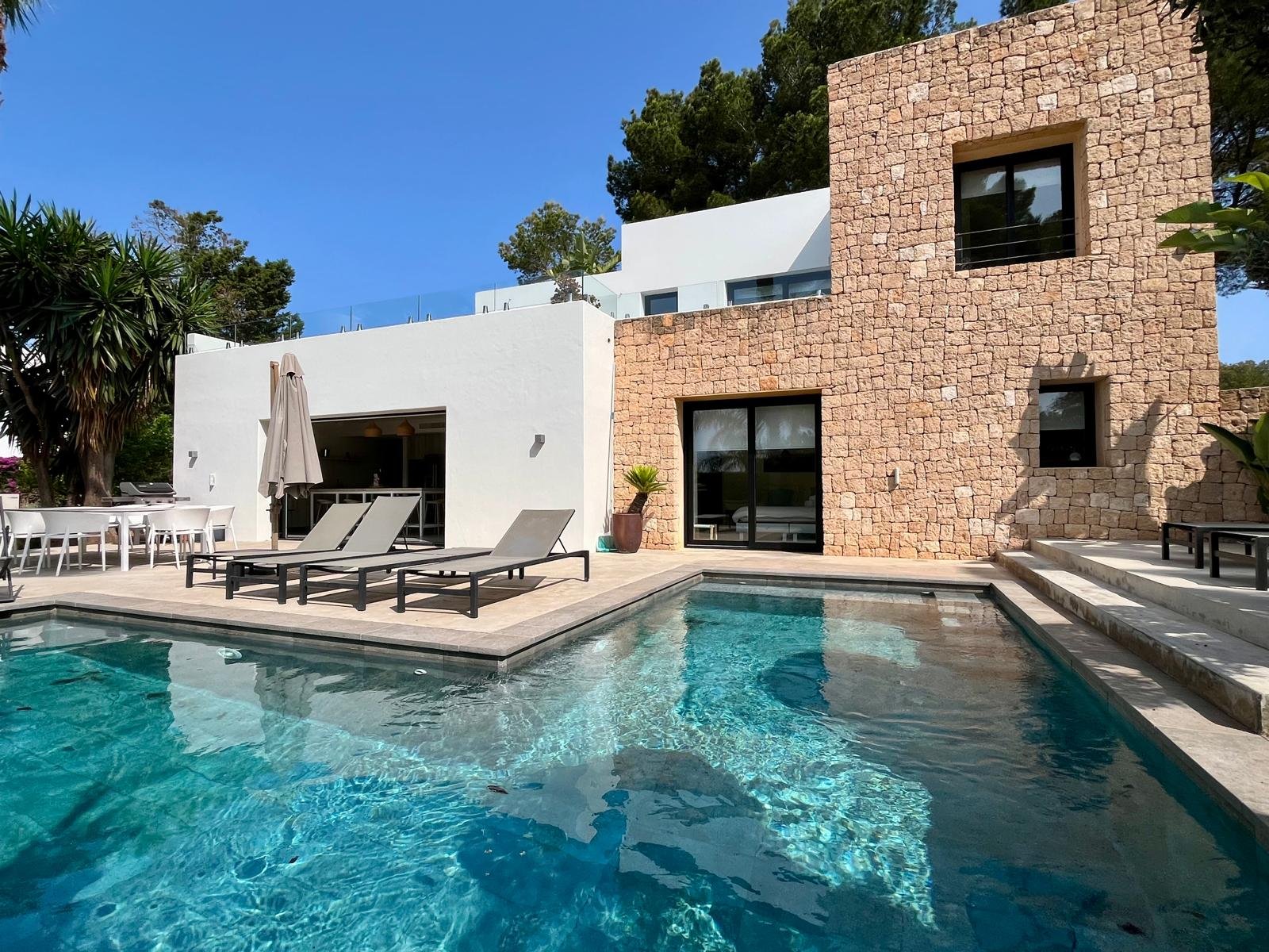 WhatsApp Image 2025-06-25 at 18.00.14 (2)