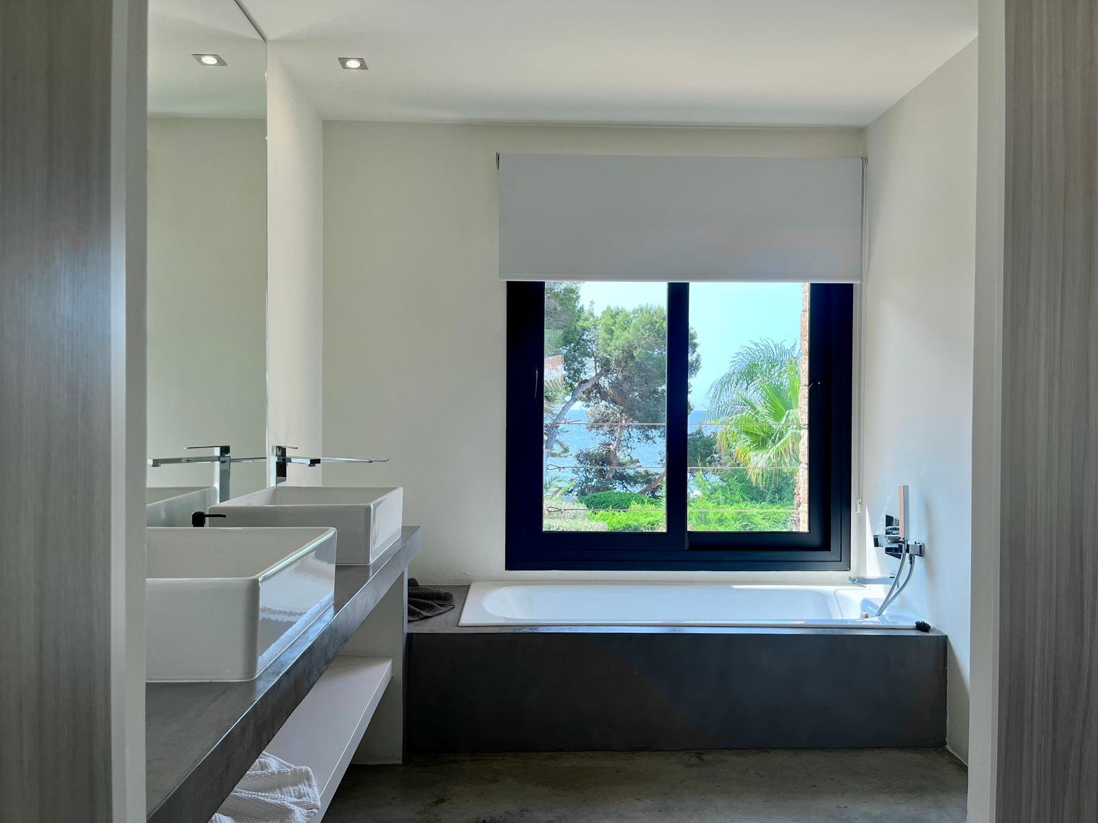 WhatsApp Image 2025-06-25 at 18.00.15 (13)