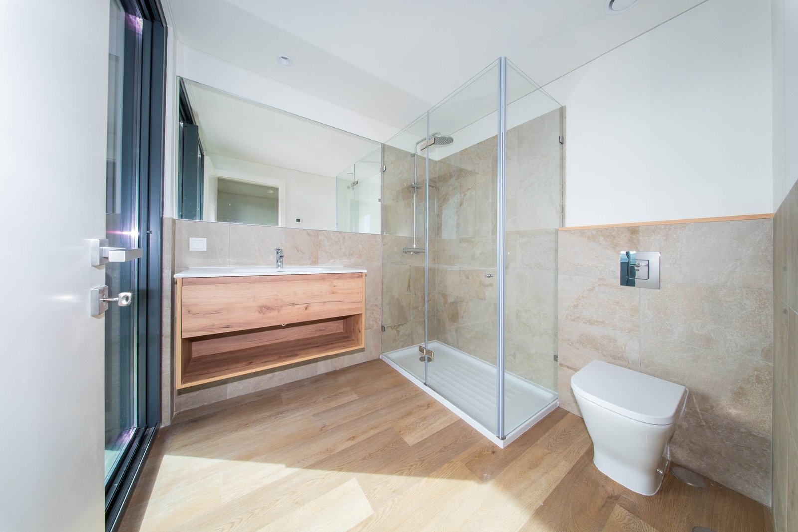 Exceptional 4 Bedroom Apartment At Mirear Terraces! Apartment in Alges, Linda-a-Velha e Cruz Quebrada-Dafundo, Lisbon, Portugal 1 - 15664570