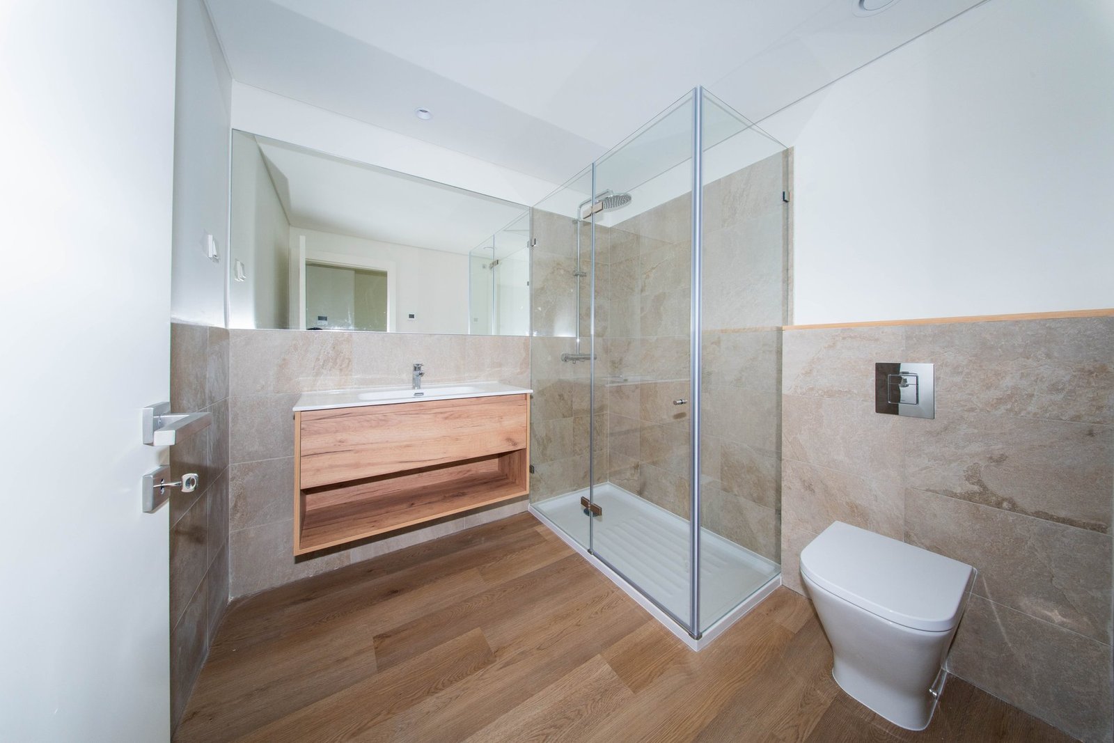 Exceptional 4 Bedroom Apartment At Mirear Terraces! Apartment in Alges, Linda-a-Velha e Cruz Quebrada-Dafundo, Lisbon, Portugal 1 - 15664570