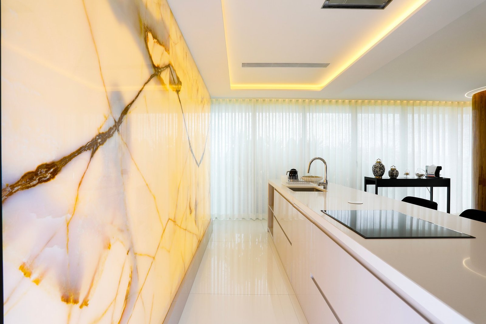 Fantastic 3 Bedroom Apartment In Infinity Tower! Apartment in Campolide, Lisbon, Portugal 1 - 16189205