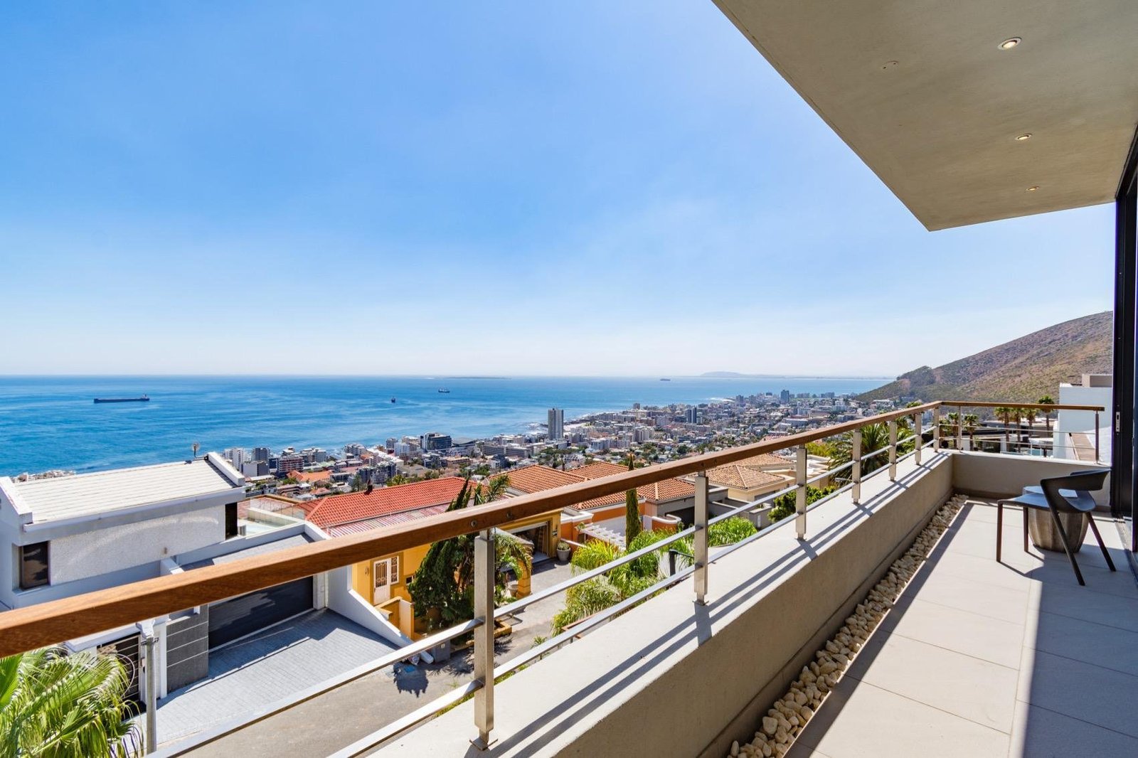 Designer Fresnaye Villa Apartment in Cape Town, Western Cape, South Africa 1 - 15776293