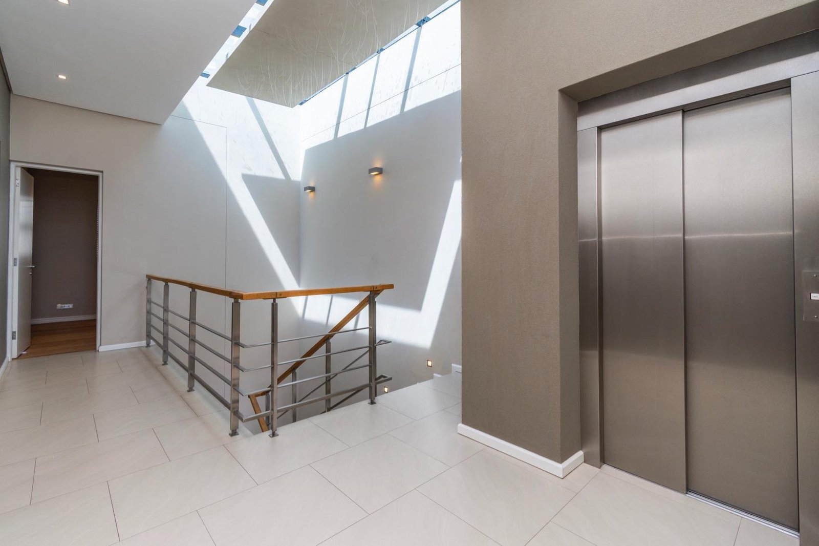 Designer Fresnaye Villa Apartment in Cape Town, Western Cape, South Africa 1 - 15776293