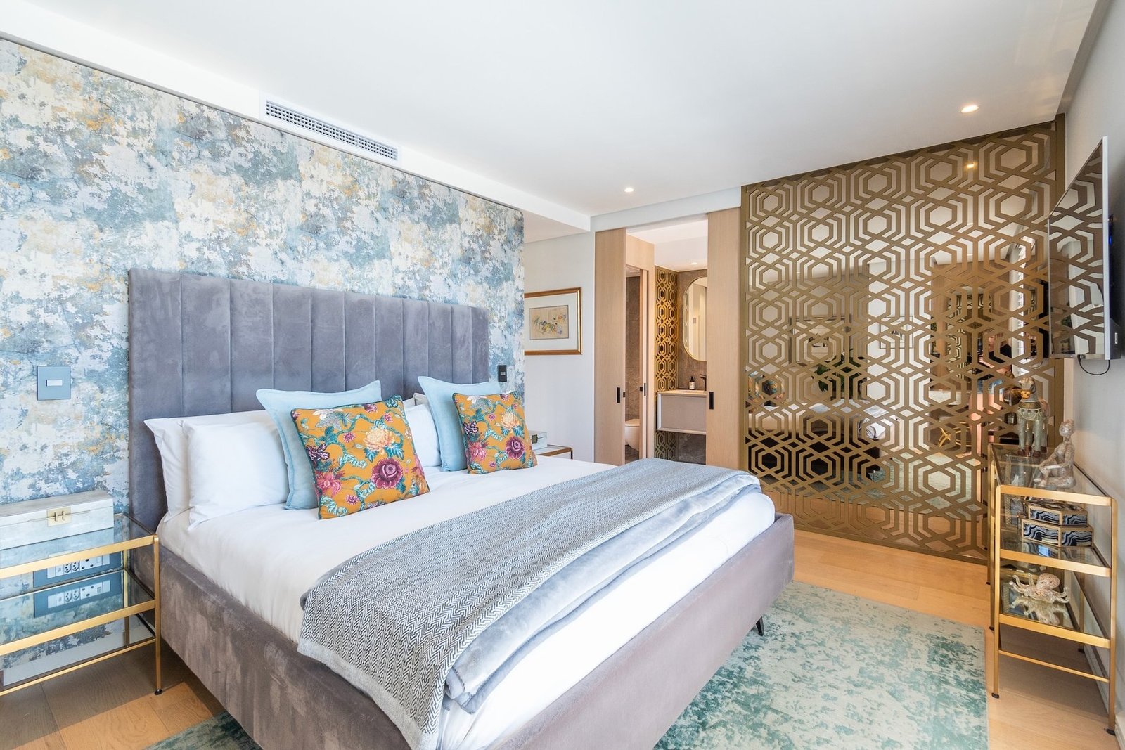 A Magnificent Penthouse Style Home Apartment in Cape Town, Western Cape, South Africa 1 - 16100313