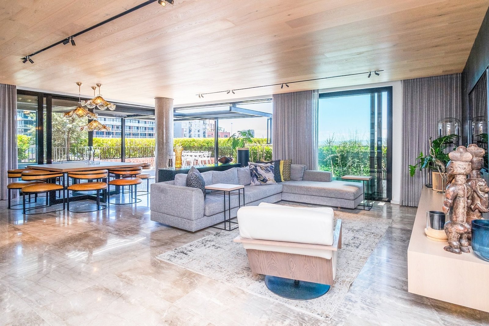 A Magnificent Penthouse Style Home Apartment in Cape Town, Western Cape, South Africa 1 - 16100313