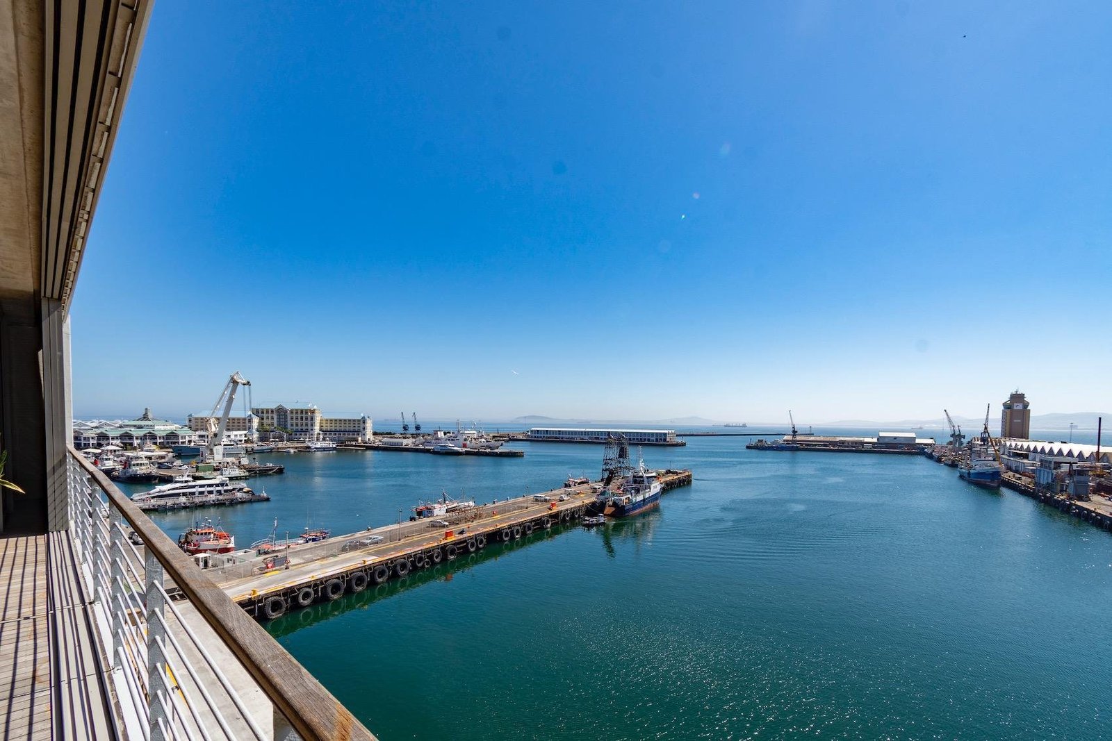 Unique Penthouse Opportunity Apartment in Cape Town, Western Cape, South Africa 1 - 16124280