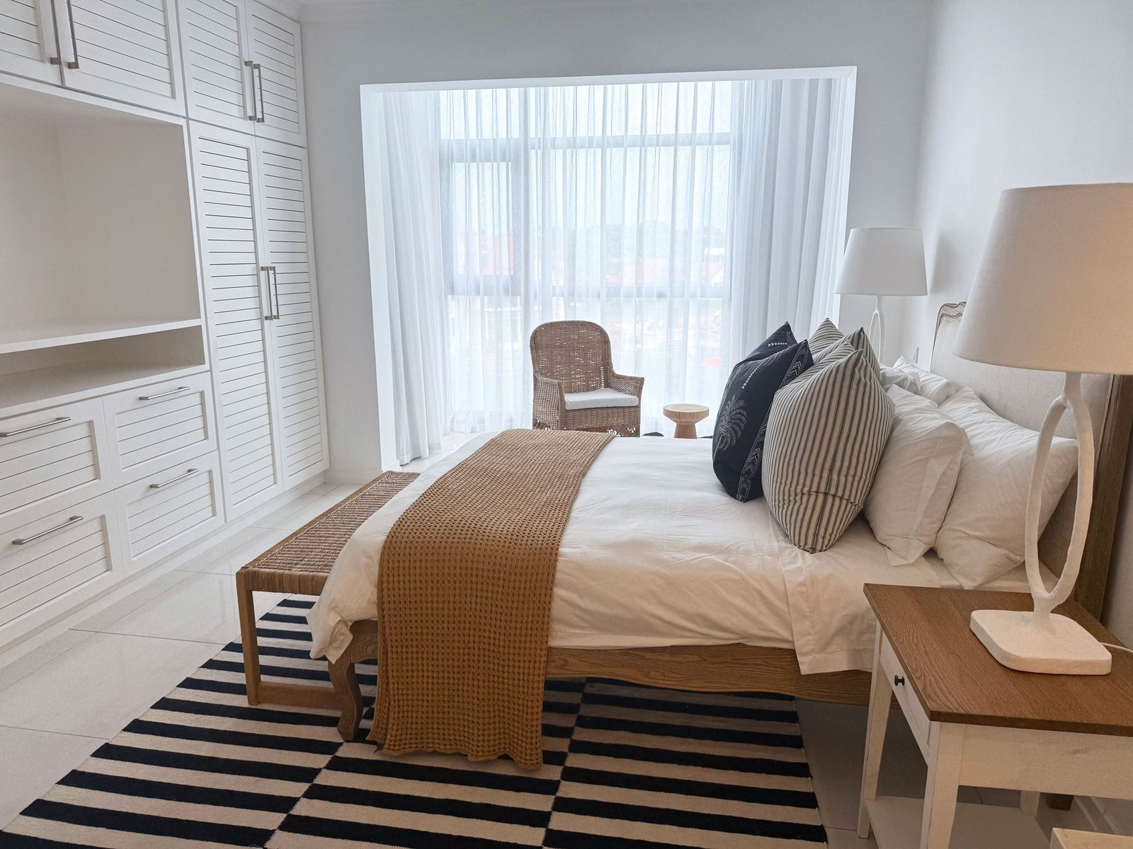 Stunning Apartment, 4 Bedrooms With A Glass Pool Overlooking The Sea Apartment in Eden Island, Seychelles, Seychelles 1 - 15190602