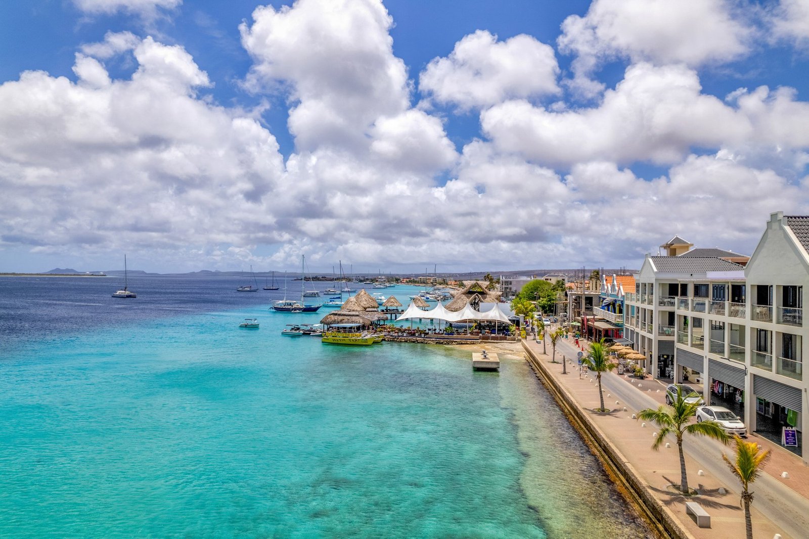 Terramar 9 Luxury Sea View Apartment Perfectly Located On The Boulevard Of The City Kralendijk – Caribbean Apartment in Kralendijk, Bonaire, Caribbean Netherlands 1 - 15424757