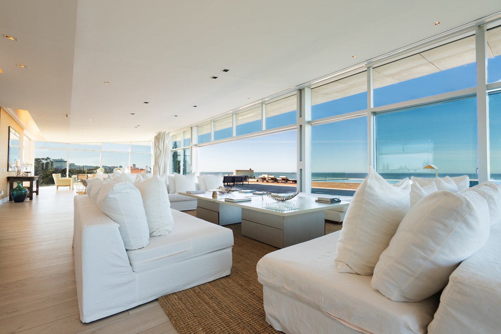 Luxury Apartment With Stunning Ocean Views Apartment in Punta del Este, Maldonado Department, Uruguay 1 - 15904284