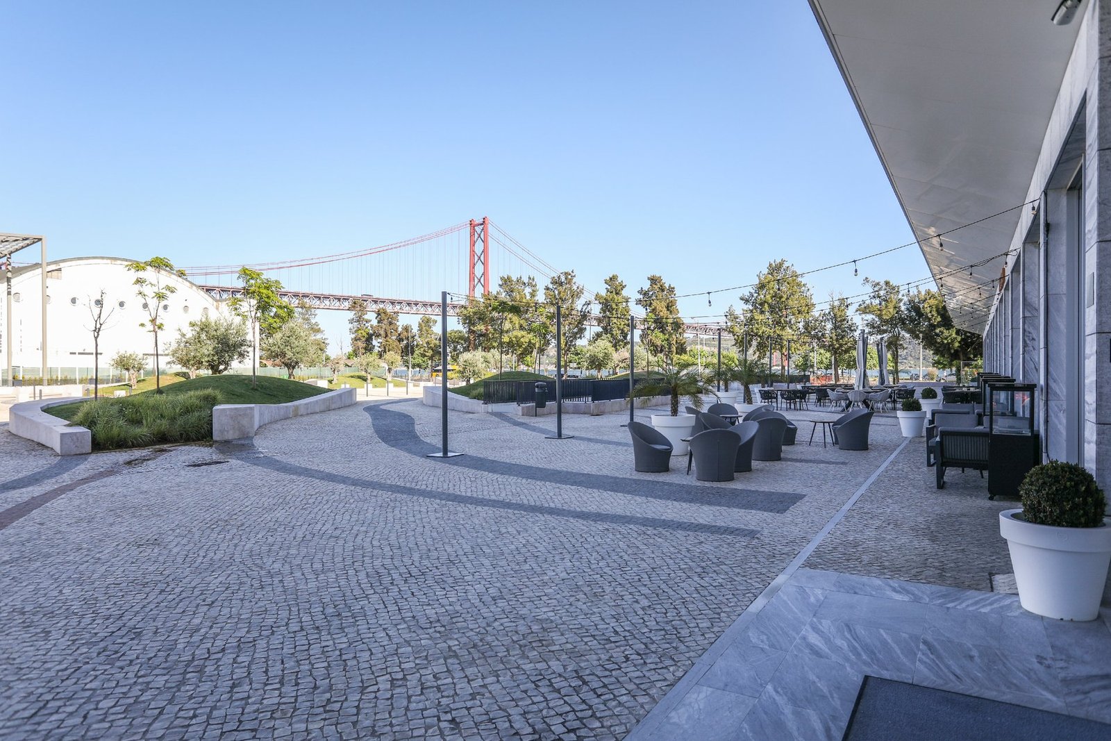 Fantastic Luxury 3 Bedroom Apartment At The Prestigious Hyatt Regency Lisbon Hotel Condo in Belem, Lisbon, Portugal 1 - 14594671