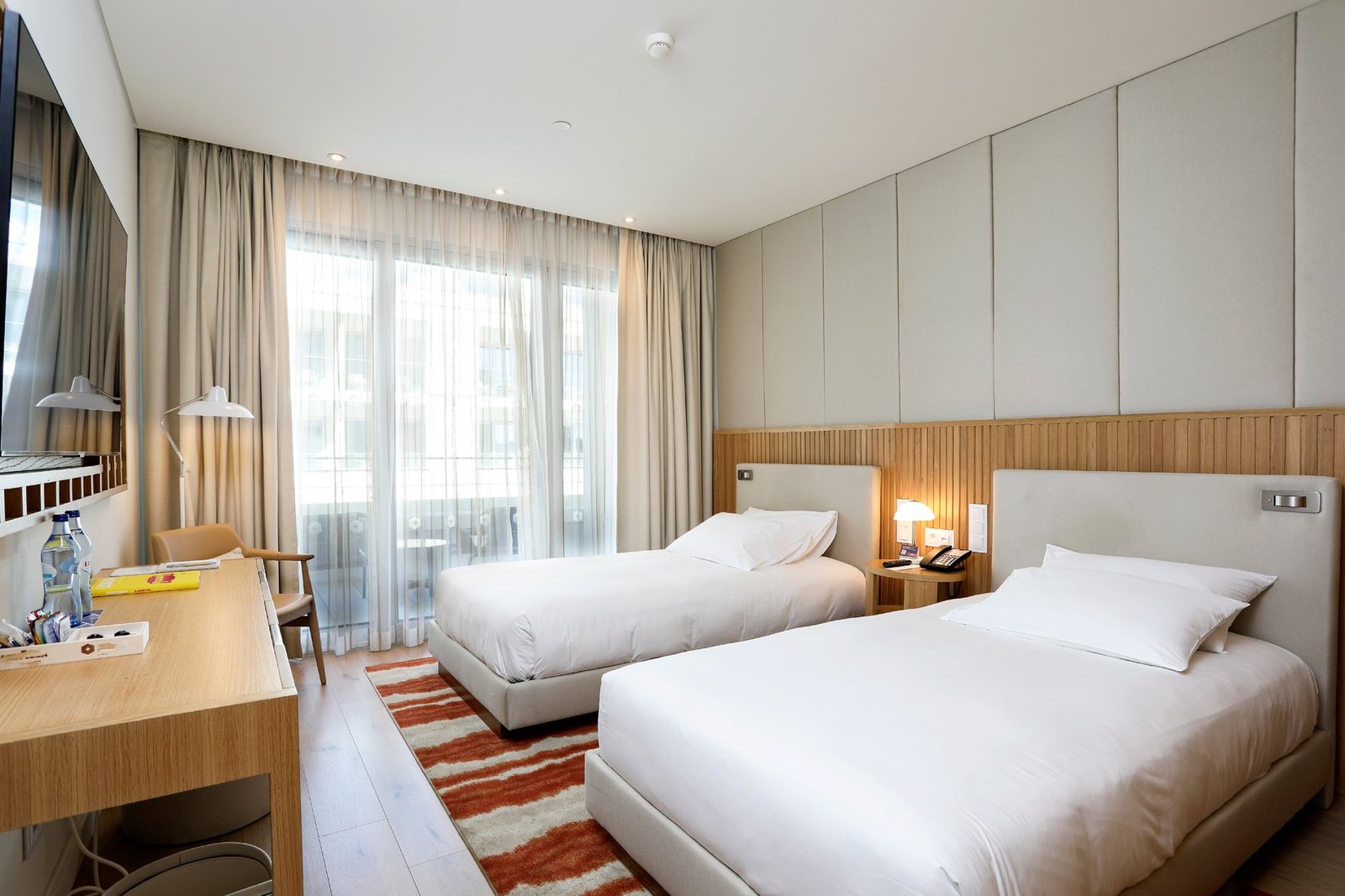 Fantastic Luxury 3 Bedroom Apartment At The Prestigious Hyatt Regency Lisbon Hotel Condo in Belem, Lisbon, Portugal 1 - 14594671