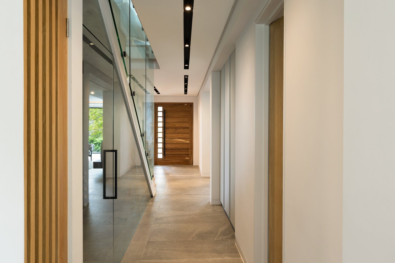 Sophisticated Dual Home Residence The Glen, Camps Bay Country House in Cape Town, Western Cape, South Africa 1 - 15390551