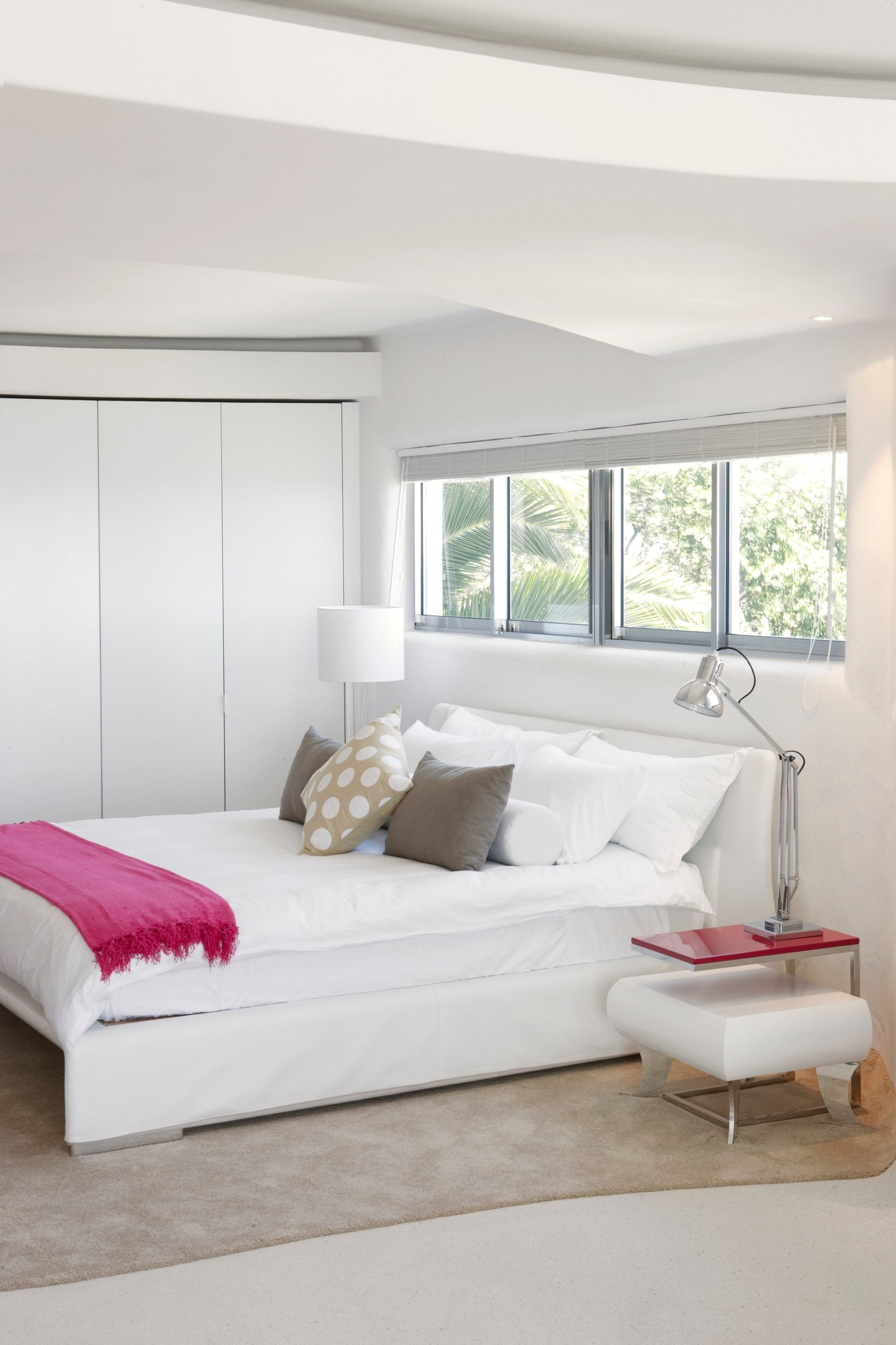 Experience Unrivaled Luxury And Breathtaking Views At This Four Level Seaside Sanctuary Country House in Cape Town, Western Cape, South Africa 1 - 16032033