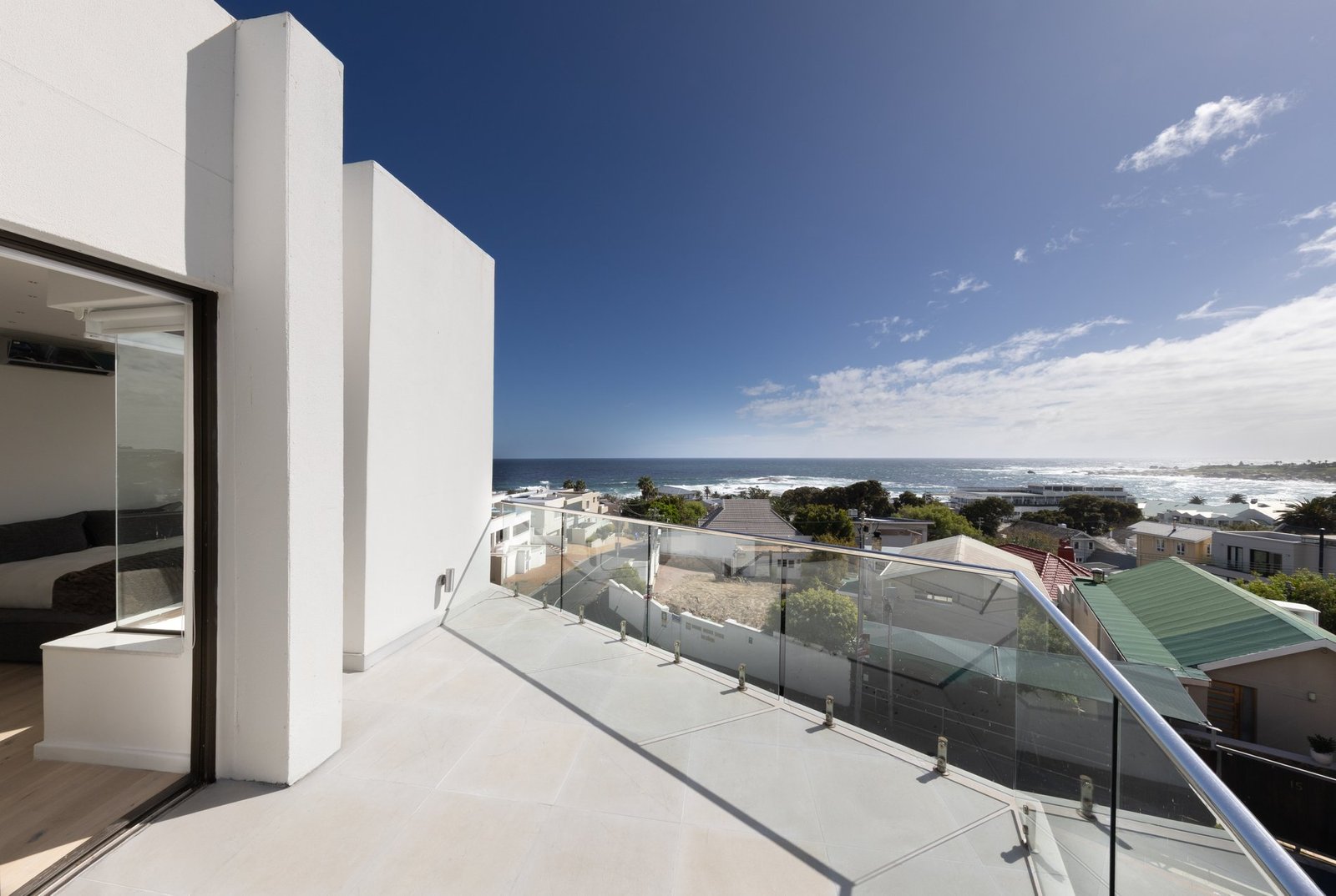 Modern Elegance With Majestic Views Country House in Cape Town, Western Cape, South Africa 1 - 16092977