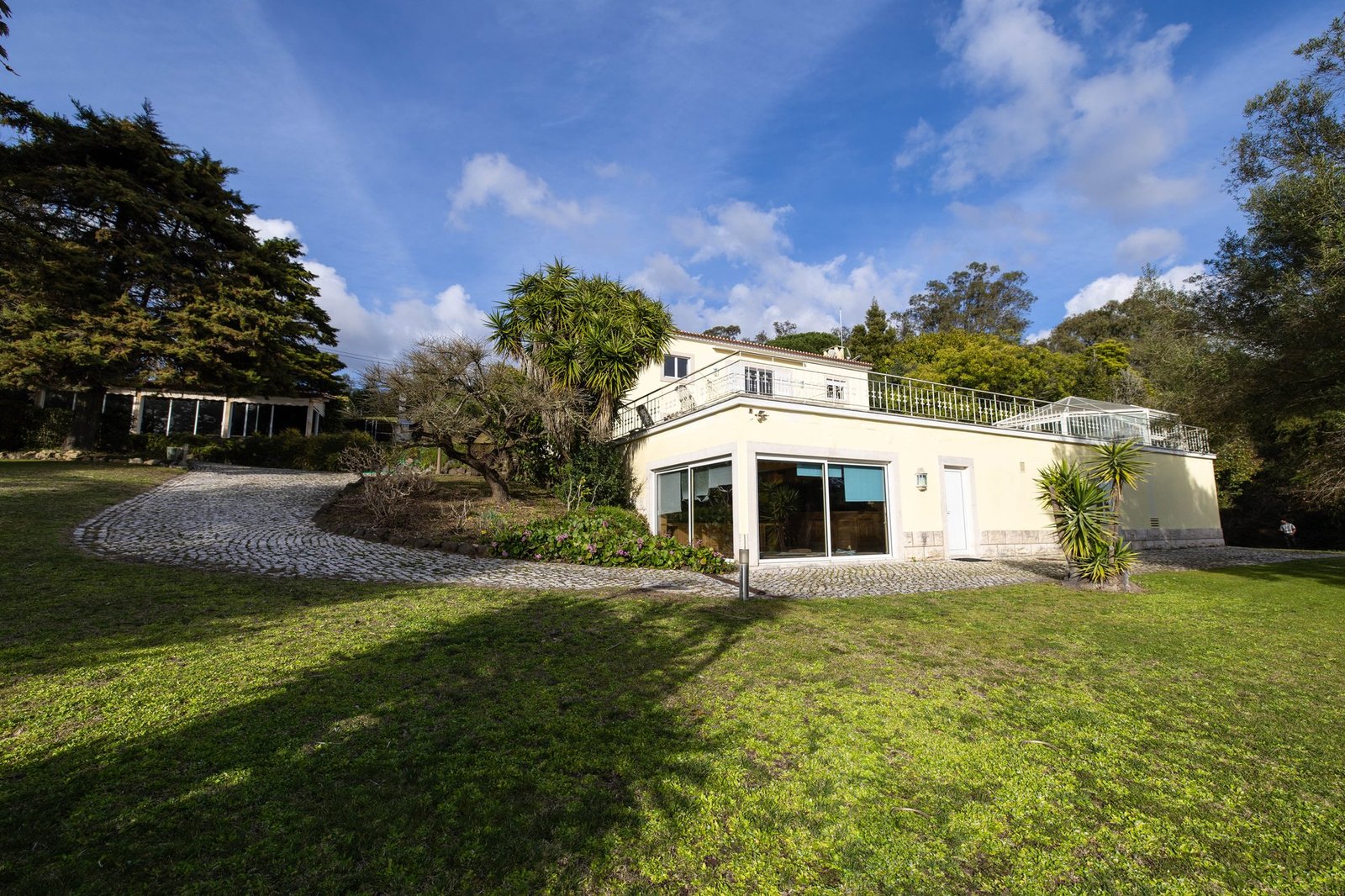 Quinta Da Pena Barra – A Luxurious Retreat In Belas Estate in Belas, Lisbon, Portugal 1 - 15737607